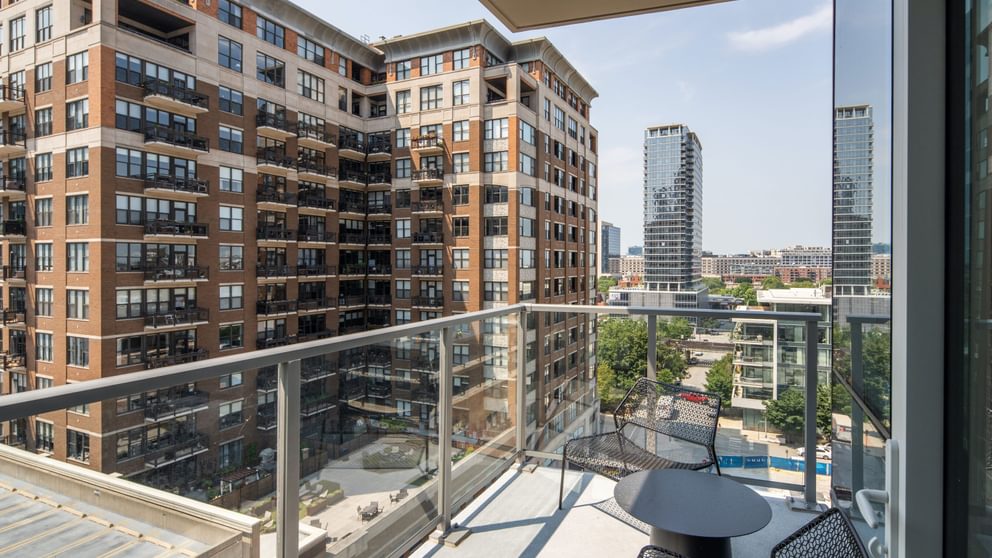 868 Balcony