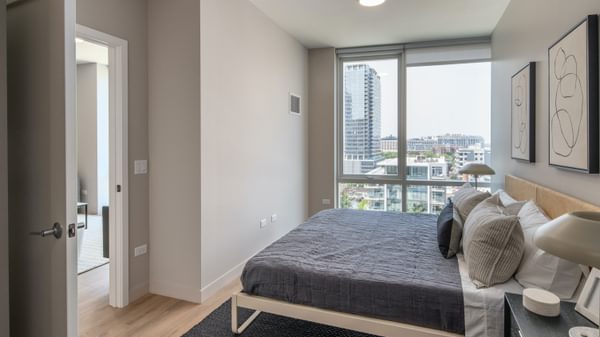 868 Bedroom