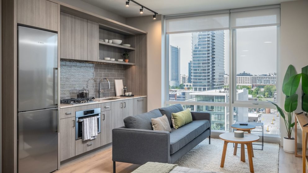 868 N Wells Studio Living Space